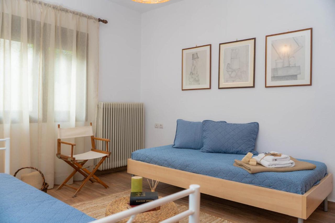 Postmans Apartment Under Meteora Kalambaka Esterno foto